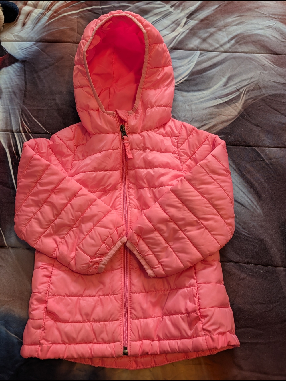 Amazon Essentials Girls Pink Hooded Puffer Jacket